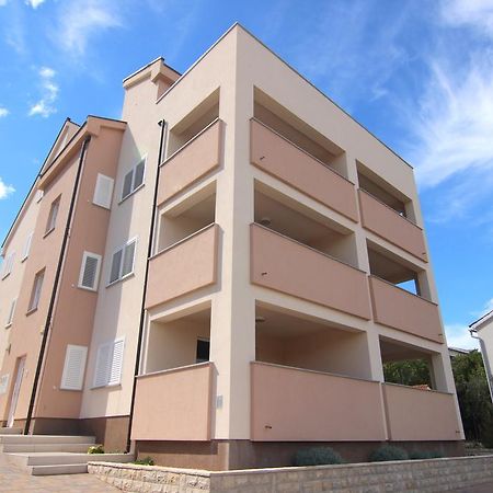 Apartments Augustin Паг Екстериор снимка