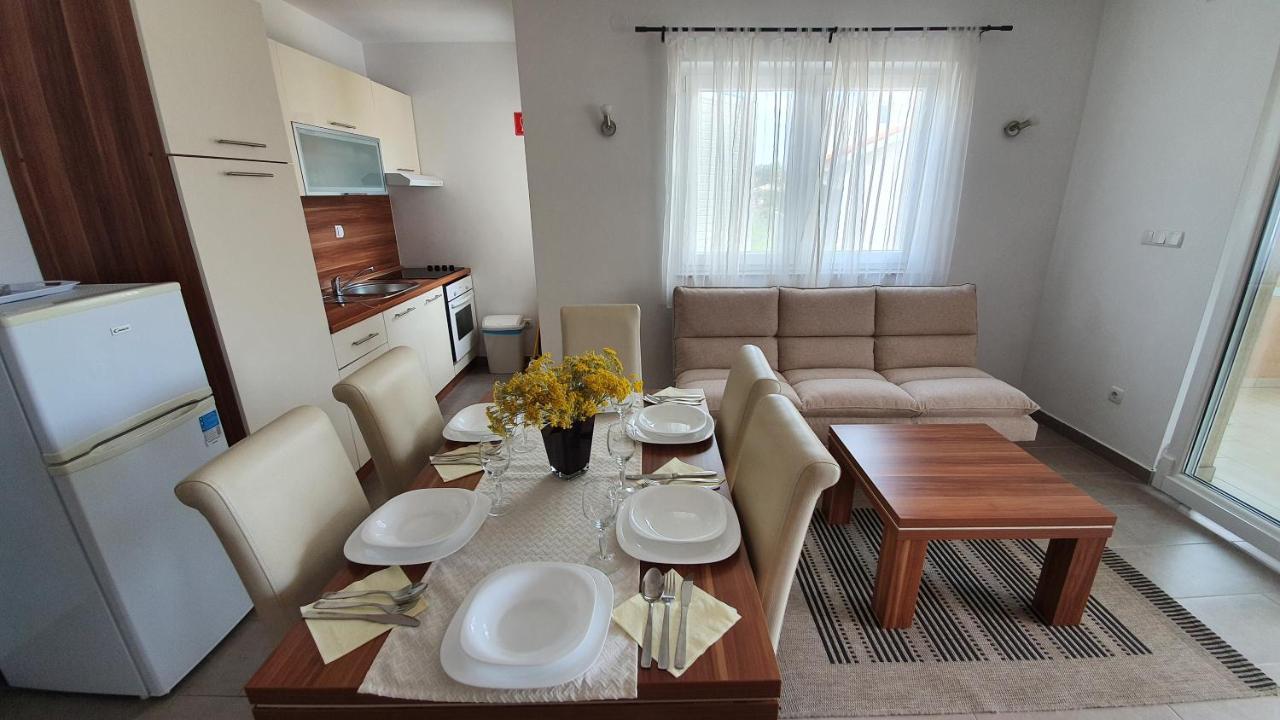 Apartments Augustin Паг Екстериор снимка