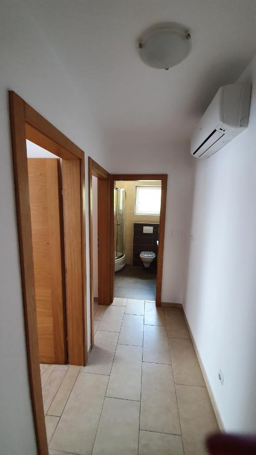 Apartments Augustin Паг Екстериор снимка