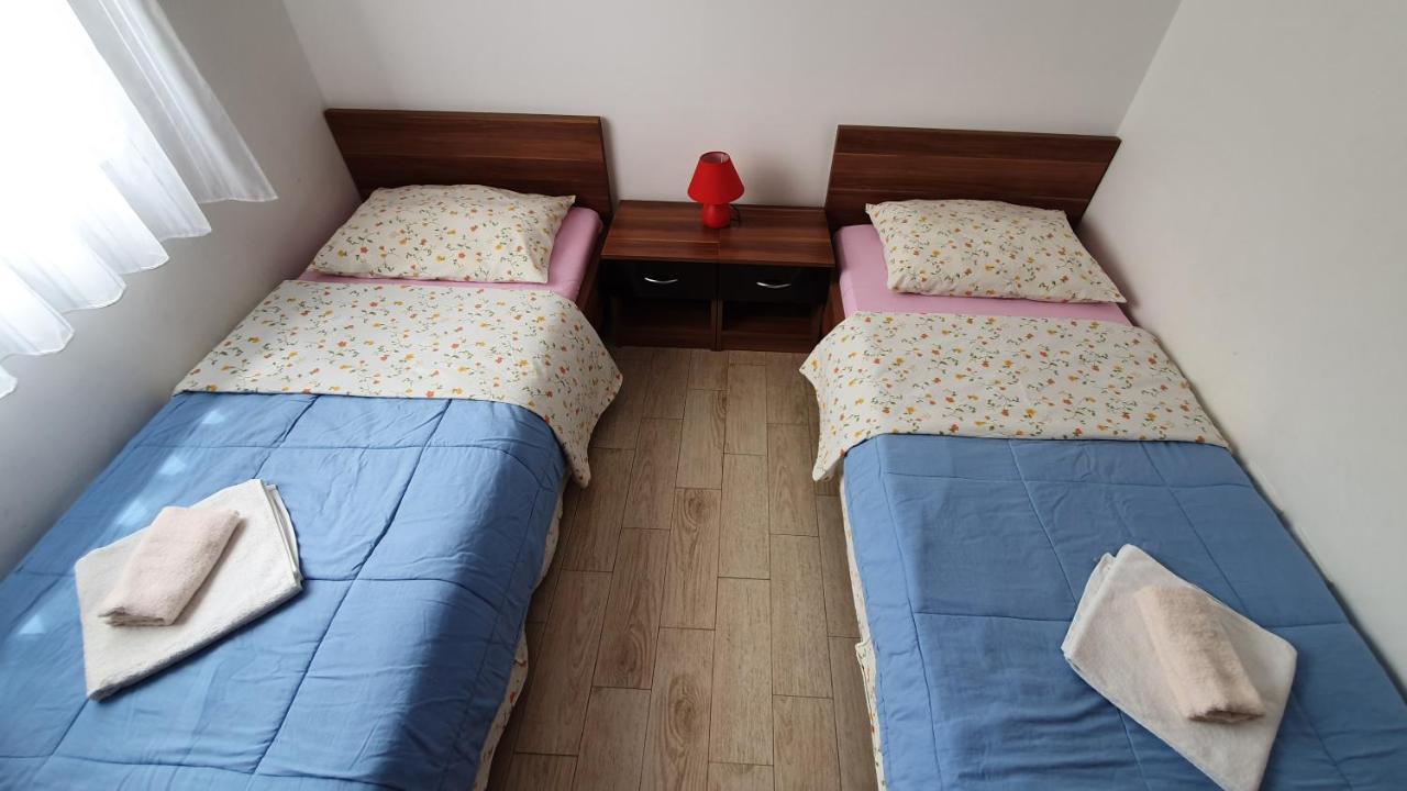 Apartments Augustin Паг Екстериор снимка