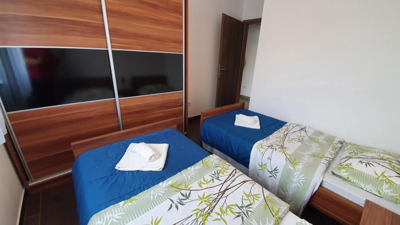 Apartments Augustin Паг Екстериор снимка