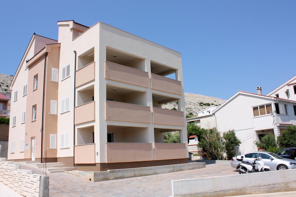 Apartments Augustin Паг Екстериор снимка