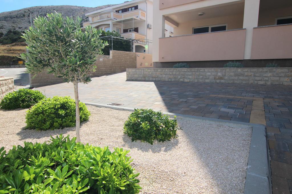 Apartments Augustin Паг Екстериор снимка