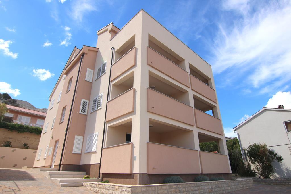 Apartments Augustin Паг Екстериор снимка